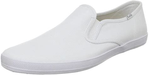 men's white canvas slip ons.